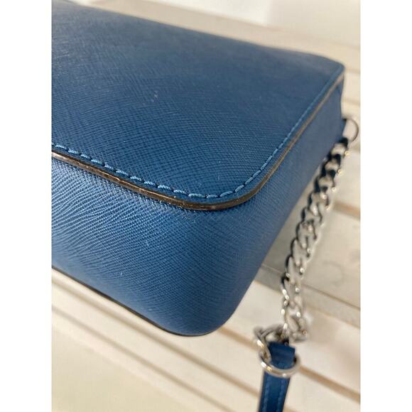 MICHAEL KORS, SMALL BLUE SAFFIANO LEATHER CROSSBODY BAG - Picture 10 of 16